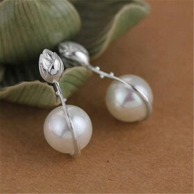 Elegant-Fashion-silver-Lotus-Flower-shell-earring (1)